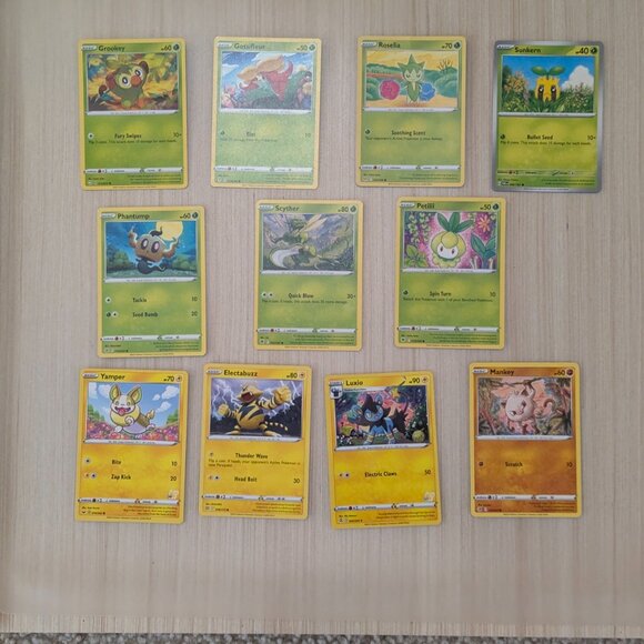 42 Pokemon TCG Trading Cards - Trainer Fire Water Psychic Dark Electric Fighting - Picture 6 of 7